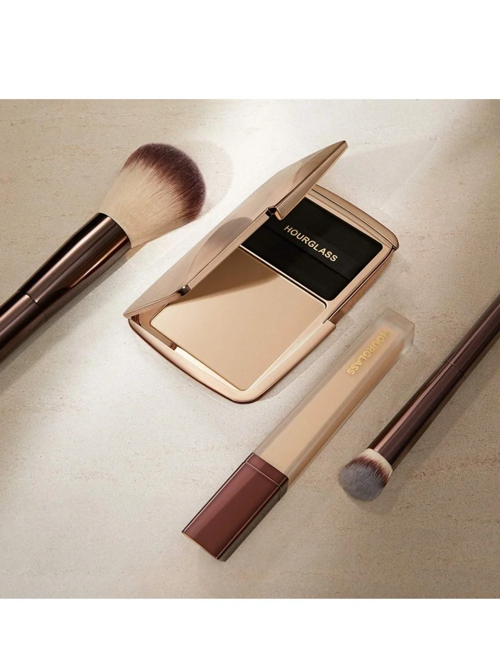 Hourglass Ambient Pressed Setting Powder — Translucent Medium NEW IN BOX✨